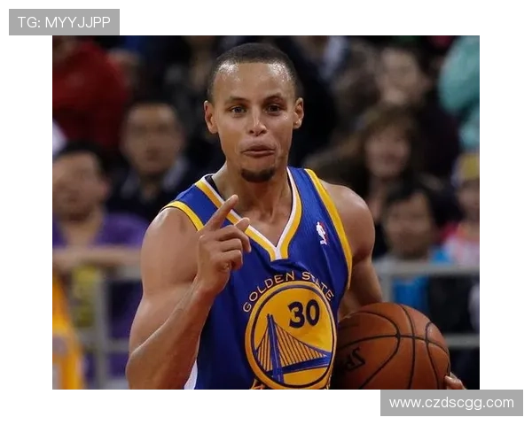 库里三分球命中数突破20个成为本赛季联盟首位达成此成就的球员